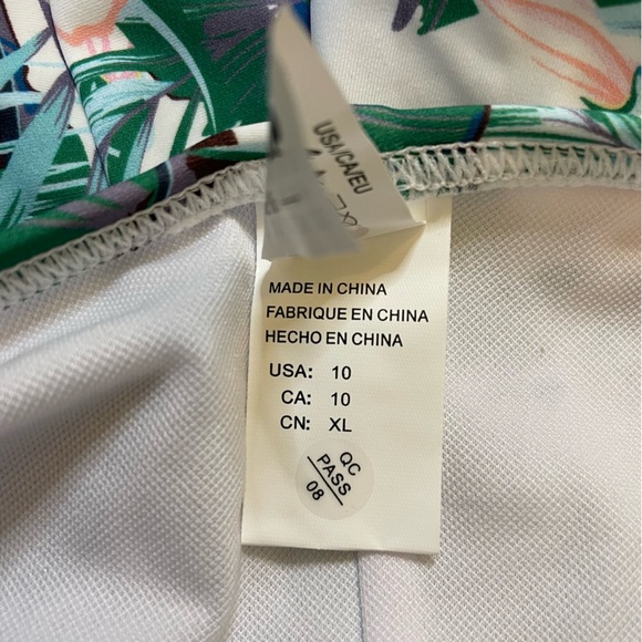 NWT CocoShip size XL green tropical bikini swimsuit - Picture 10 of 11